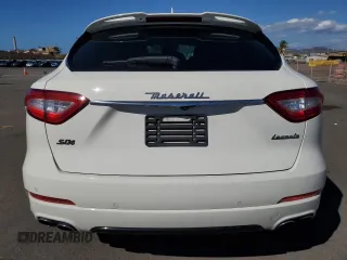 2018 Maserati Levante S GranSport z VIN ZN661YUS7JX268861, wystawiony jako Copart lot #88175995 z przebiegiem 41 748 mil mil oraz Szkoda całkowita • Salvage title. Historia ofert i sprzedaży dostępna na DreamBid. Obrazek 6.