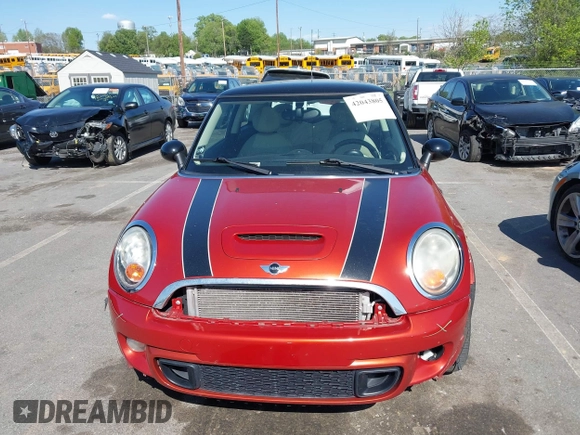 2011 MINI Hardtop S with VIN WMWSV3C58BTY12535, listed as a IAAI auction lot 42043805 with 132,239 mi miles and . Bid and sale history available at DreamBid. Image 13.