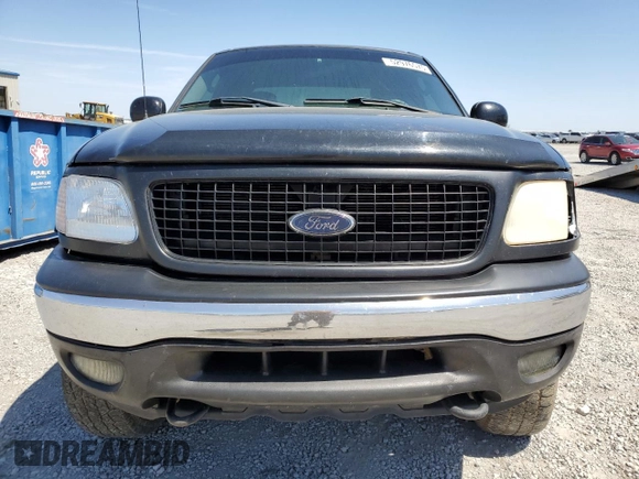 2003 Ford F-150 XL z VIN 2FTRX18W83CB15153, wystawiony jako Copart lot #52976575 z przebiegiem Nie podano mil oraz Szkoda całkowita • Salvage title. Historia ofert i sprzedaży dostępna na DreamBid. Obrazek 5.