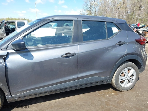 2021 Nissan Kicks S with VIN 3N1CP5BV6ML498831, listed as a IAAI auction lot 41963696 with 54,037 mi miles. Bid and sale history available at carsss.com. Image 15.