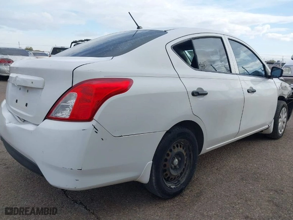 2016 Nissan Versa SV with VIN 3N1CN7AP3GL904976, listed as a IAAI auction lot 41279180 with 125,031 mi miles. Bid and sale history available at carsss.com. Image 6.