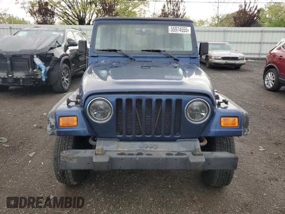 2002 Jeep Wrangler X z VIN 1J4FA39S32P767598, wystawiony jako Copart lot #55974555 z przebiegiem 177 793 mil mil oraz Czysty tytuł • Clean title. Historia ofert i sprzedaży dostępna na DreamBid. Obrazek 5.