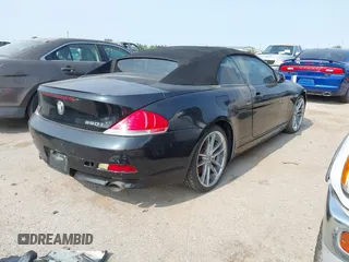 2006 BMW 6 Series 650Ci z VIN WBAEK13456CN77857, wystawiony jako IAAI lot #42306116 z przebiegiem 135 628 mil mil oraz . Historia ofert i sprzedaży dostępna na DreamBid. Obrazek 4.