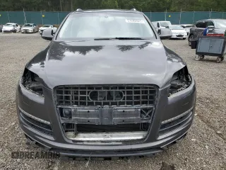 2011 Audi Q7 Prestige z VIN WA1VMAFE9BD004556, wystawiony jako Copart lot #57282025 z przebiegiem 203 643 mil mil oraz Czysty tytuł • Clean title. Historia ofert i sprzedaży dostępna na DreamBid. Obrazek 5.