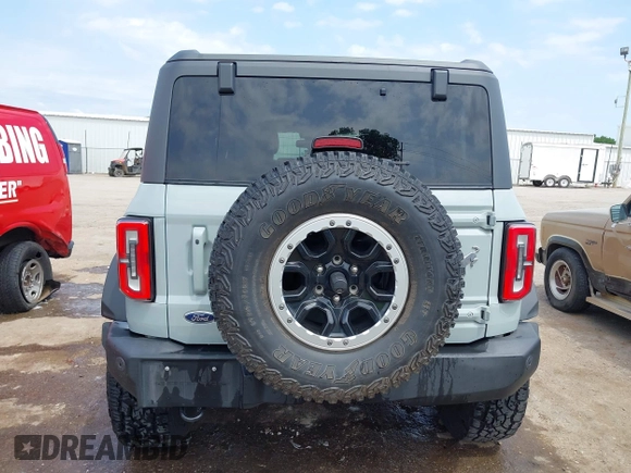 2022 Ford Bronco with VIN 1FMEE5DPXNLA96815, listed as a IAAI auction lot 42333347 with 45,755 mi miles and . Bid and sale history available at DreamBid. Image 16.