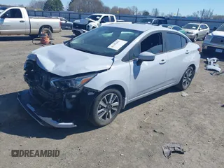 2024 Nissan Versa SV z VIN 3N1CN8EV4RL904065, wystawiony jako IAAI lot #41793991 z przebiegiem 2 742 mil mil oraz . Historia ofert i sprzedaży dostępna na DreamBid. Obrazek 2.