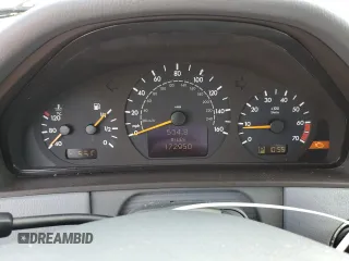 2001 Mercedes-Benz E-Class AWD with VIN WDBJH82J81X048600, listed as a Copart auction lot 85530364 with 172,950 mi miles and Salvage Title. Bid and sale history available at carsss.com. Image 9.