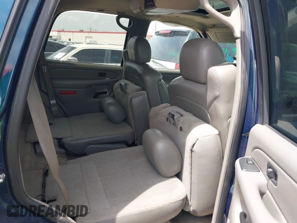 2005 Chevrolet Tahoe Z71 with VIN 1GNEC13T35R205945, listed as a IAAI auction lot 42584823 with 183,432 mi miles and . Bid and sale history available at DreamBid. Image 8.
