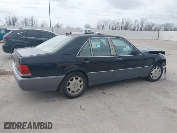 1992 Mercedes-Benz 300 with VIN WDBGB34EXNA034723, listed as a IAAI auction lot 41748087 with Not Provided miles and . Bid and sale history available at DreamBid. Image 4.