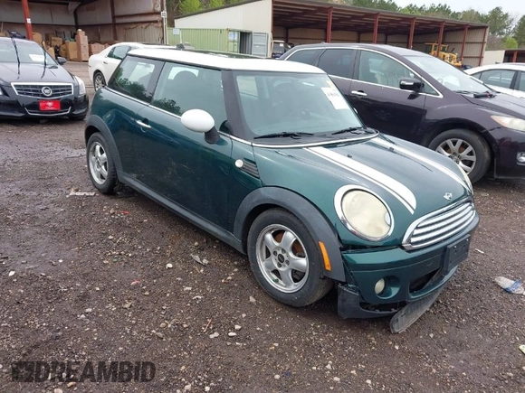 2009 MINI Cooper Hardtop with VIN WMWMF33579TW72493, listed as a IAAI auction lot 41861584 with 136,341 mi miles. Bid and sale history available at carsss.com. Image 1.