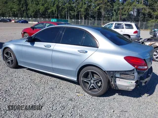 2017 Mercedes-Benz C 300 с VIN 55SWF4KB8HU194612, выставлен на аукционе IAAI как лот 42619181 с пробегом 116 078 миль миль и . История ставок и продаж доступна на DreamBid. Изображение 3.