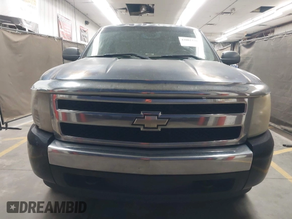 2008 Chevrolet Silverado 1500 1LT with VIN 2GCEC130481329542, listed as a IAAI auction lot 42002370 with 254,862 mi miles and . Bid and sale history available at DreamBid. Image 12.