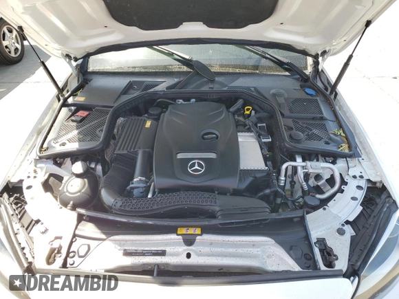 2015 Mercedes-Benz C 300 z VIN 55SWF4JB7FU066375, wystawiony jako Copart lot #56979305 z przebiegiem 107 032 mil mil oraz Szkoda całkowita • Salvage title. Historia ofert i sprzedaży dostępna na DreamBid. Obrazek 11.