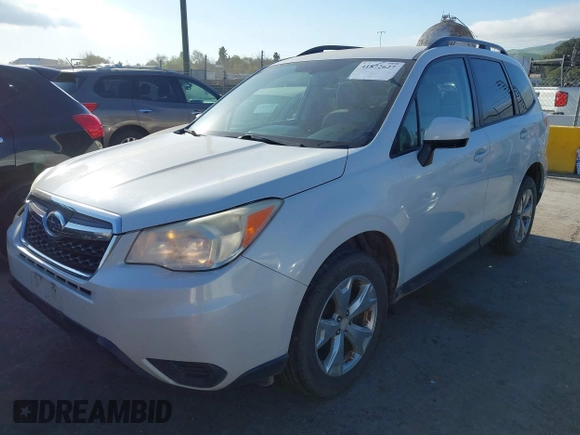 2014 Subaru Forester 2.5i Premium with VIN JF2SJACC4EG515701, listed as a IAAI auction lot 41872627 with 218,146 mi miles. Bid and sale history available at carsss.com. Image 17.