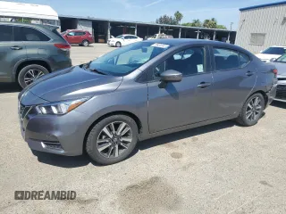 2020 Nissan Versa SV z VIN 3N1CN8EV8LL860725, wystawiony jako Copart lot #56400045 z przebiegiem 60 616 mil mil oraz Szkoda całkowita • Salvage title. Historia ofert i sprzedaży dostępna na DreamBid. Obrazek 1.