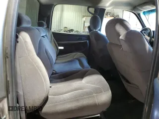 2002 GMC Sierra 1500HD SLE z VIN 1GTGK13U02F170226, wystawiony jako Copart lot #76071804 z przebiegiem 187 996 mil mil oraz Szkody całkowita. Historia ofert i sprzedaży dostępna na DreamBid. Obrazek 10.