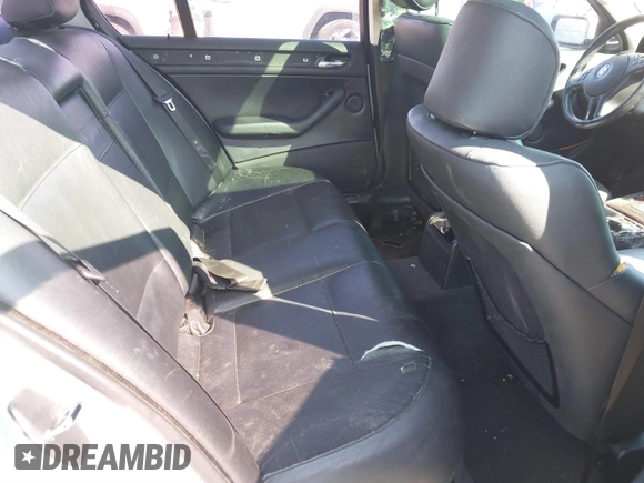 2002 BMW 3 Series 330i with VIN WBAEV534X2KM21263, listed as a IAAI auction lot 41655115 with 250,001 mi miles and . Bid and sale history available at DreamBid. Image 8.