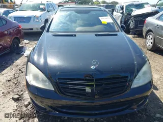 2007 Mercedes-Benz S-Class 5.5L V8 with VIN WDDNG86X97A090361, listed as a IAAI auction lot 41976832 with 210,763 mi miles. Bid and sale history available at carsss.com. Image 12.