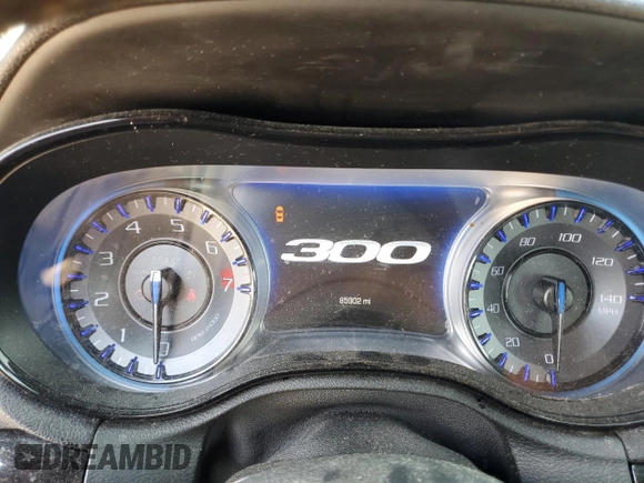 2017 Chrysler 300 S with VIN 2C3CCABG3HH564984, listed as a Copart auction lot 71400614 with 85,902 mi miles and Salvage Title. Bid and sale history available at DreamBid. Image 9.