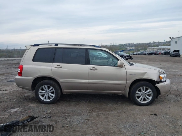 2006 Toyota Highlander Hybrid with VIN JTEEW21AX60007243, listed as a IAAI auction lot 42032134 with 154,901 mi miles. Bid and sale history available at carsss.com. Image 13.