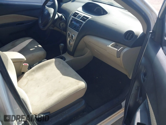 2007 Toyota Yaris with VIN JTDBT923471035723, listed as a IAAI auction lot 41927760 with 218,042 mi miles and . Bid and sale history available at carsss.com. Image 5.