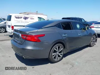 2018 Nissan Maxima Platinum z VIN 1N4AA6AP1JC388815, wystawiony jako IAAI lot #42098902 z przebiegiem 80 677 mil mil oraz . Historia ofert i sprzedaży dostępna na DreamBid. Obrazek 4.
