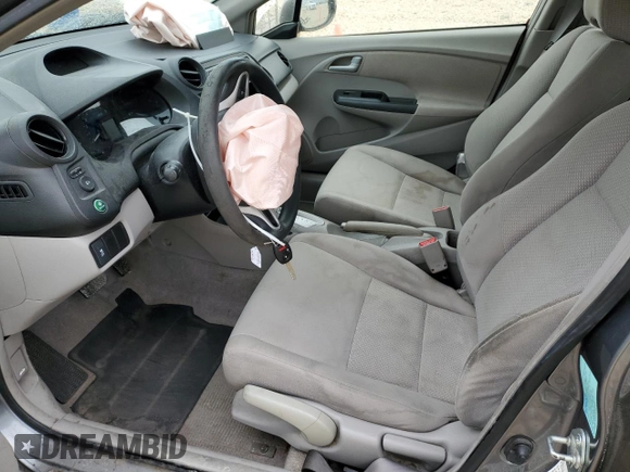 2013 Honda Insight with VIN JHMZE2H35DS005495, listed as a Copart auction lot 51988705 with 66,033 mi miles and Salvage title. Bid and sale history available at DreamBid. Image 7.