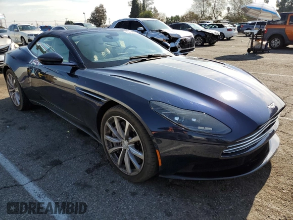 2019 Aston Martin DB11 z VIN SCFRMFCWXKGM06913, wystawiony jako Copart lot #43062865 z przebiegiem 34 383 mil mil oraz Szkoda całkowita • Salvage title. Historia ofert i sprzedaży dostępna na DreamBid. Obrazek 4.