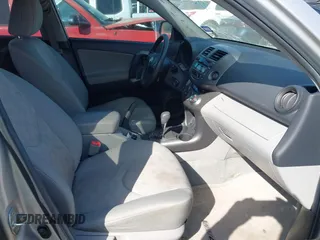 2011 Toyota RAV4 with VIN 2T3ZF4DV2BW068494, listed as a IAAI auction lot 42014578 with 140,978 mi miles and . Bid and sale history available at DreamBid. Image 5.