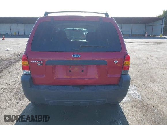 2006 Ford Escape XLT with VIN 1FMYU03106KB20126, listed as a IAAI auction lot 42565637 with 188,564 mi miles and . Bid and sale history available at DreamBid. Image 16.