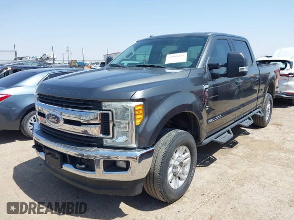 2017 Ford F-250 Lariat z VIN 1FT7W2BT9HEB28607, wystawiony jako IAAI lot #42508413 z przebiegiem 101 057 mil mil oraz . Historia ofert i sprzedaży dostępna na DreamBid. Obrazek 18.