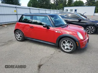 2005 MINI Hardtop S z VIN WMWRE33565TL15602, wystawiony jako Copart lot #58003515 z przebiegiem 134 495 mil mil oraz Szkoda całkowita • Salvage title. Historia ofert i sprzedaży dostępna na DreamBid. Obrazek 4.