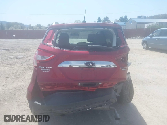 2015 Ford Escape Titanium with VIN 1FMCU9JX9FUB87463, listed as a IAAI auction lot 42059618 with 32,100 mi miles. Bid and sale history available at carsss.com. Image 6.