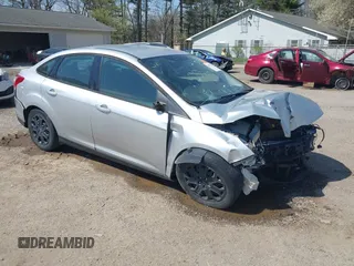 2012 Ford Focus SE with VIN 1FAHP3F2XCL217086, listed as a IAAI auction lot 42072717 with 112,549 mi miles. Bid and sale history available at carsss.com. Image 1.