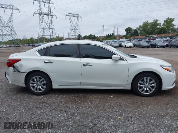 2017 Nissan Altima S z VIN 1N4AL3AP0HN347082, wystawiony jako IAAI lot #40488255 z przebiegiem 154 659 mil mil oraz . Historia ofert i sprzedaży dostępna na DreamBid. Obrazek 13.