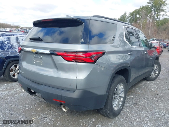 2023 Chevrolet Traverse LT Cloth with VIN 1GNEVGKW1PJ143195, listed as a IAAI auction lot 41541472 with 32,113 mi miles. Bid and sale history available at carsss.com. Image 4.