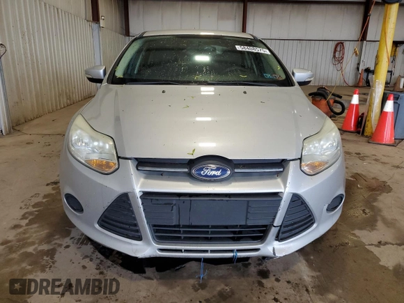 2013 Ford Focus SE z VIN 1FADP3F26DL314690, wystawiony jako Copart lot #58408575 z przebiegiem Nie podano mil oraz Szkoda całkowita • Salvage title. Historia ofert i sprzedaży dostępna na DreamBid. Obrazek 5.