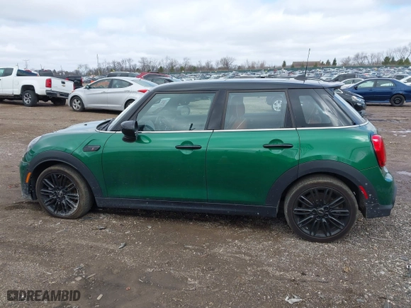 2024 MINI Hardtop 4 Door Cooper S with VIN WMW53DK08R2U79106, listed as a IAAI auction lot 41819835 with 6,612 mi miles. Bid and sale history available at carsss.com. Image 14.