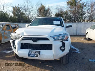 2023 Toyota 4Runner SR5 с VIN JTEMU5JR1P6139377, выставлен на аукционе IAAI как лот 41600169 с пробегом 34 513 миль миль и . История ставок и продаж доступна на DreamBid. Изображение 12.