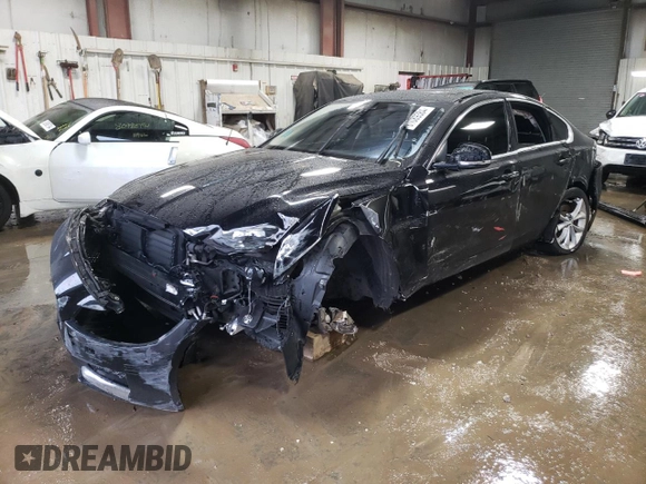 2018 Jaguar XF 25t Premium with VIN SAJBJ4FX8JCY54463, listed as a Copart auction lot 81089384 with 90,263 mi miles and Salvage Title. Bid and sale history available at carsss.com. Image 1.
