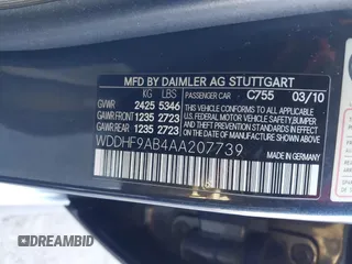 2010 Mercedes-Benz E-Class E 550 Luxury with VIN WDDHF9AB4AA207739, listed as a IAAI auction lot 41343070 with 71,390 mi miles. Bid and sale history available at carsss.com. Image 9.