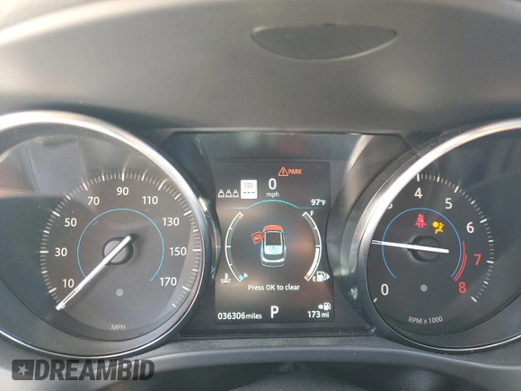 2020 Jaguar F-Pace 25t Premium z VIN SADCJ2FX0LA646149, wystawiony jako Copart lot #50767125 z przebiegiem 36 306 mil mil oraz Nie do naprawy • Non repairable. Historia ofert i sprzedaży dostępna na DreamBid. Obrazek 9.