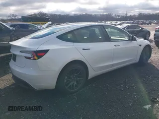 2024 Tesla Model 3 with VIN 5YJ3E1EA8RF786196, listed as a IAAI auction lot 40780675 with 5,959 mi miles and . Bid and sale history available at DreamBid. Image 4.