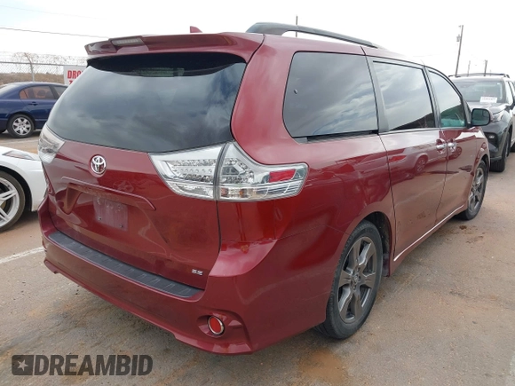 2018 Toyota Sienna SE с VIN 5TDXZ3DC4JS961452, выставлен на аукционе IAAI как лот 41850340 с пробегом 111 229 миль миль и . История ставок и продаж доступна на DreamBid. Изображение 4.