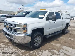 2015 Chevrolet Silverado 2500HD Work Truck with VIN 1GC1CUEG0FF143657, listed as a IAAI auction lot 41888959 with 140,980 mi miles. Bid and sale history available at carsss.com. Image 17.