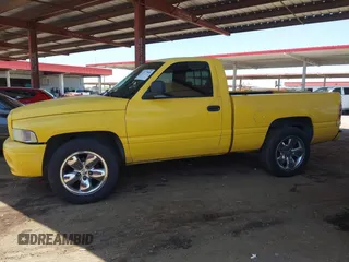 2000 Dodge 1500 z VIN 1B7HC16ZXYS543037, wystawiony jako IAAI lot #42477808 z przebiegiem 165 294 mil mil oraz . Historia ofert i sprzedaży dostępna na DreamBid. Obrazek 14.