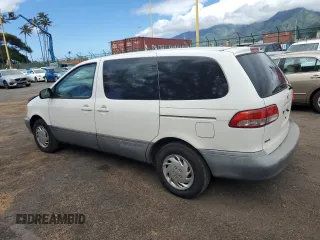 2001 Toyota Sienna CE with VIN 4T3ZF19C21U359632, listed as a Copart auction lot 60258414 with 167,356 mi miles and Salvage Title. Bid and sale history available at carsss.com. Image 2.