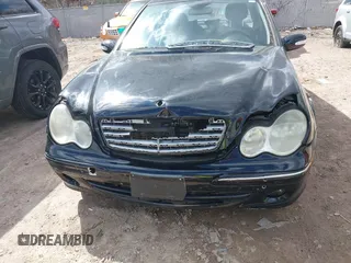 2006 Mercedes-Benz C 280 Luxury with VIN WDBRF92H06F772788, listed as a IAAI auction lot 41841034 with 167,479 mi miles and . Bid and sale history available at DreamBid. Image 6.