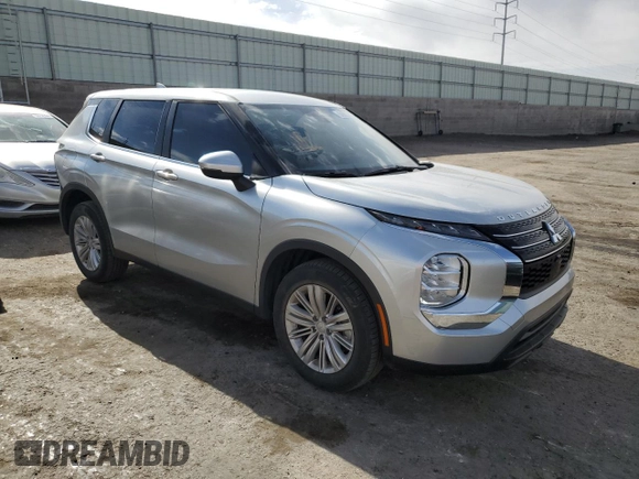 2024 Mitsubishi Outlander ES z VIN JA4J3UA84RZ056047, wystawiony jako Copart lot #50905715 z przebiegiem 24 714 mil mil oraz Szkoda całkowita • Salvage title. Historia ofert i sprzedaży dostępna na DreamBid. Obrazek 4.