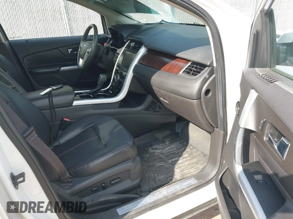 2013 Ford Edge Limited with VIN 2FMDK4KC8DBE06537, listed as a IAAI auction lot 42104475 with 195,965 mi miles. Bid and sale history available at carsss.com. Image 5.